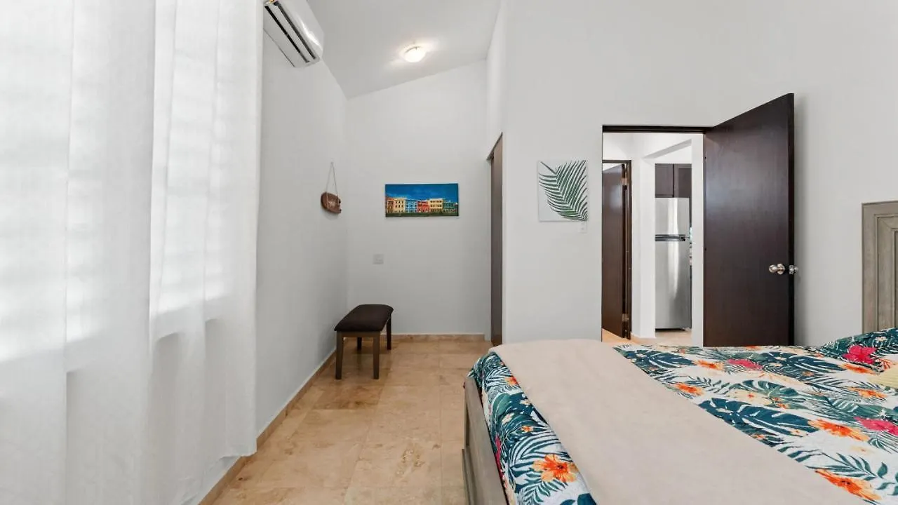 아파트 Casita 2 At Ceiba Tree Inn. Tranquility With Garden Views And Pergola With Ocean Overlook 린콘 푸에르토리코